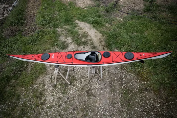 3kymia Nireas MV kayak